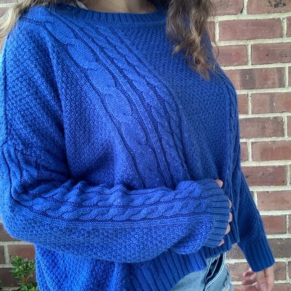 Cropped Forever 21 Sweater - Picture 2 of 3